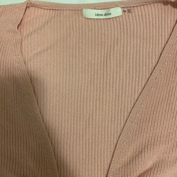 🎀IDEM Ditto Front Cross Over Sweater🎀 - Picture 5 of 8
